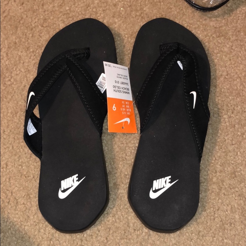 Nike sandals size 9